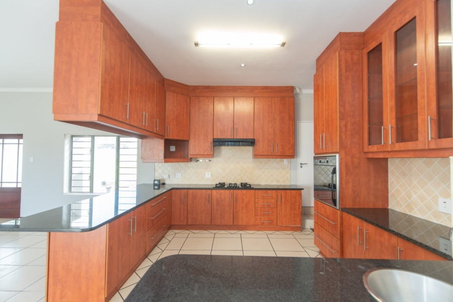 To Let 3 Bedroom Property for Rent in Lovemore Heights Estate Eastern Cape